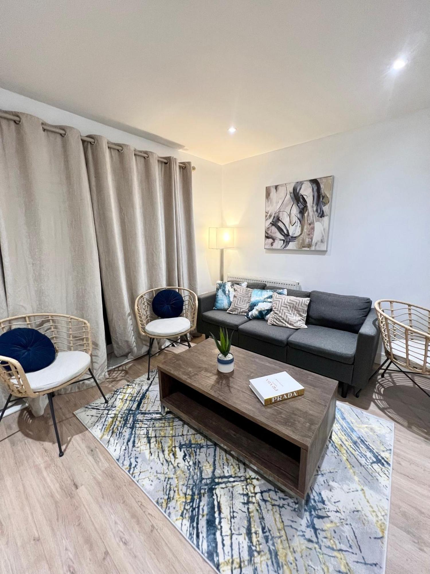Luxury 2 Bed 2 Bath Zone Two Appartamento *